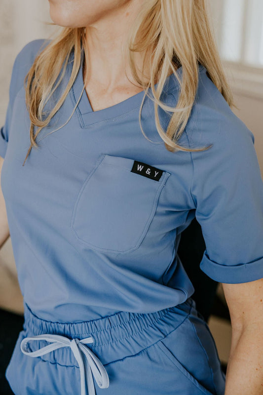 HAUT D'UNIFORME SHEPHERD SANS POCHE (COL EN V) - BLEU ACIER - WILL&YOU