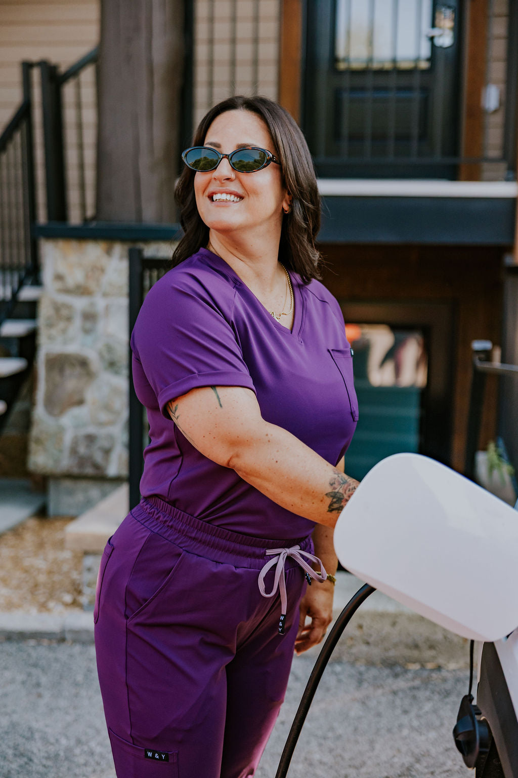 SHEPHERD UNIFORM TOP (V NECK) -GRAPE- 