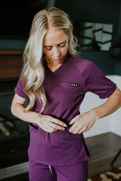 SHEPHERD UNIFORM TOP WITH POCKETS (V-NECK) -GRAPE- 
