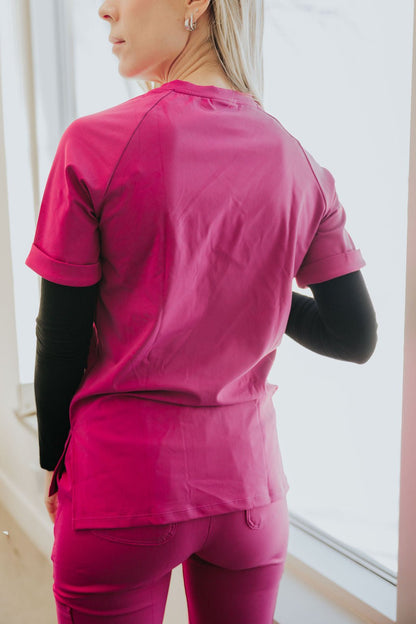HAUT D'UNIFORME SHEPHERD AVEC POCHES (COL EN V) - MAGENTA - WILL&YOU