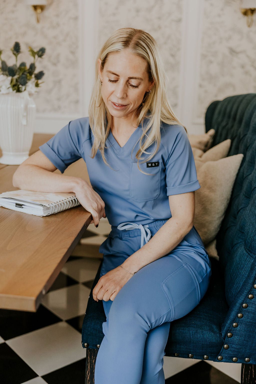 HAUT D'UNIFORME SHEPHERD SANS POCHE (COL EN V) - BLEU ACIER - WILL&YOU