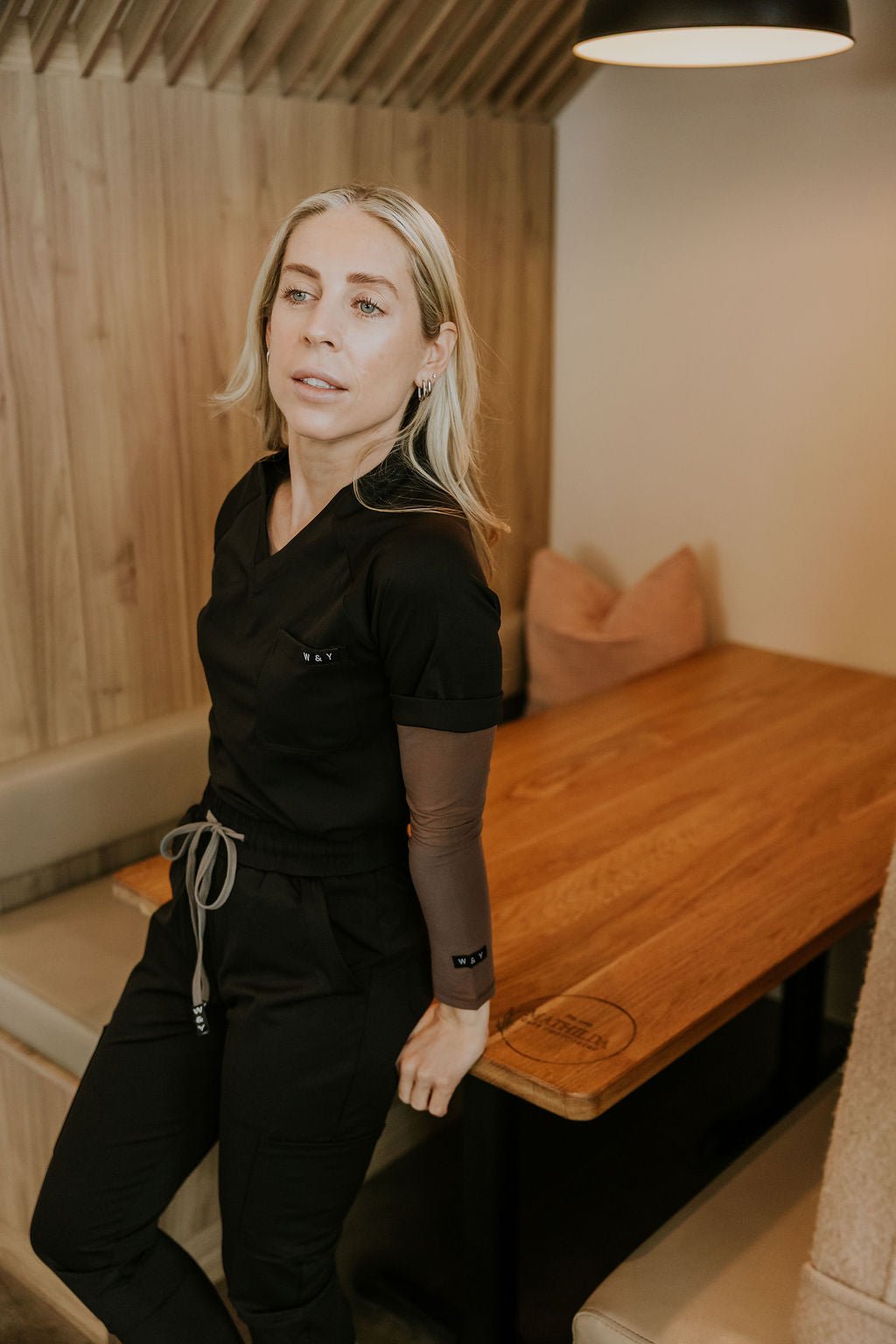 HAUT D'UNIFORME SHEPHERD SANS POCHE (COL EN V) - NOIR - WILL&YOU