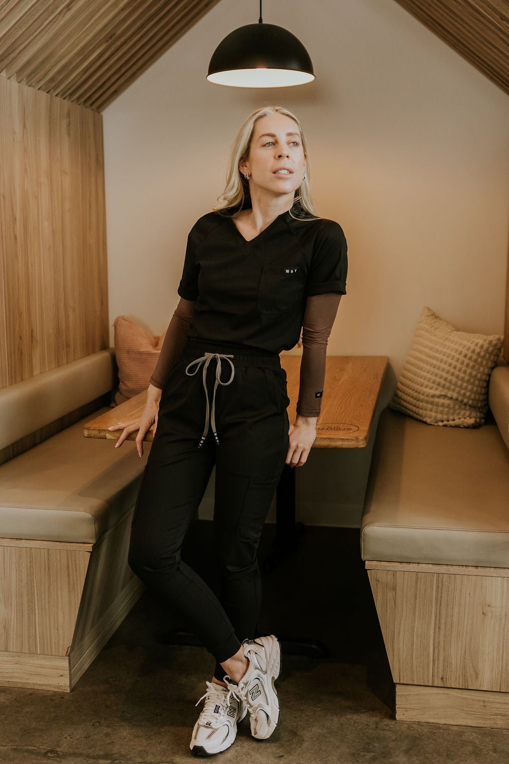 HAUT D'UNIFORME SHEPHERD SANS POCHE (COL EN V) - NOIR - WILL&YOU